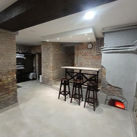 Apartments Near The Trinity Church On Dovzhenko Street,102 Tschernihiw Exterior foto